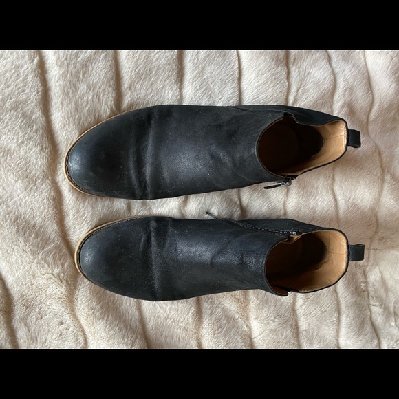 Franco Sarto booties - Picture 2 of 2